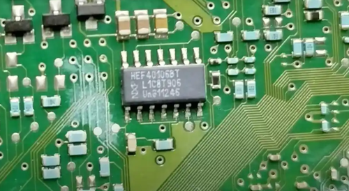 Latest company case about CEMEDINE EP-138: Superior Performance in Automotive ECU Bonding and Sealing