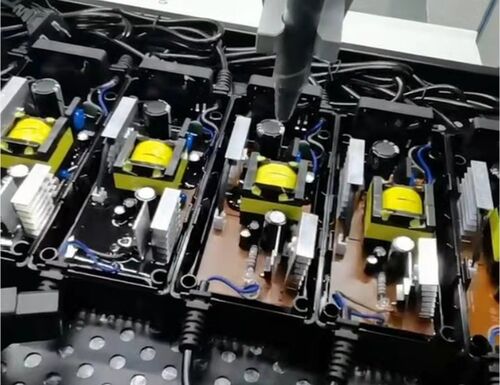 آخرین مورد شرکت مهر و موم قابل جریان با گواهینامه MIL-Spec: TSE-398 پویا در کپسول با قابلیت اطمینان بالا